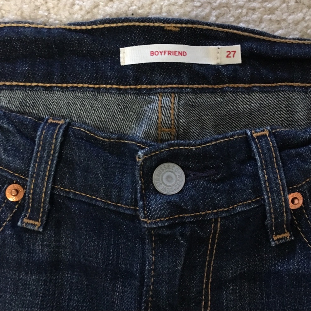 Levi’s Boyfriend Cropped Denim Jeans Size 27